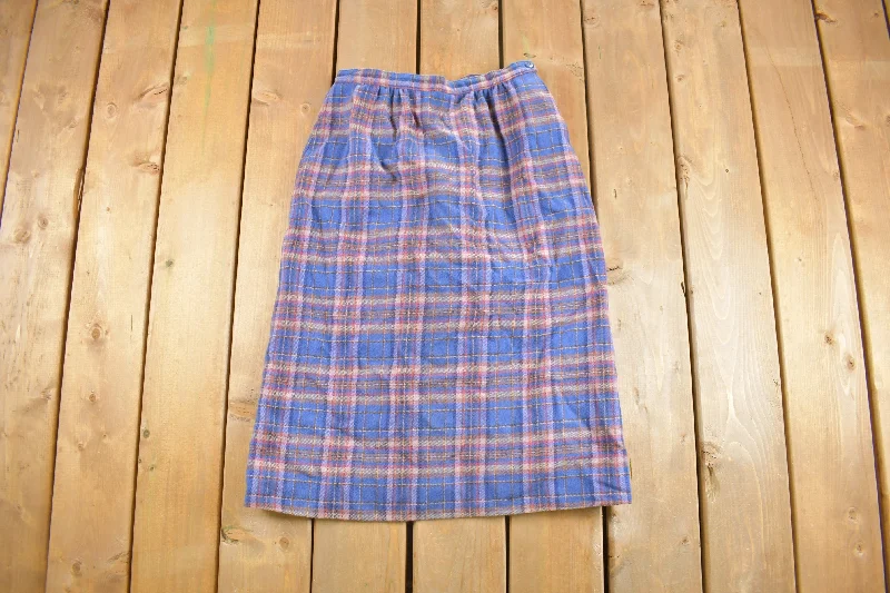 Vintage 1970s Pendleton Plaid Skirt Size 27 x 27 / Women's Vintage / Vintage Skirt / True Vintage/ Jorts Fall unclassified skirts