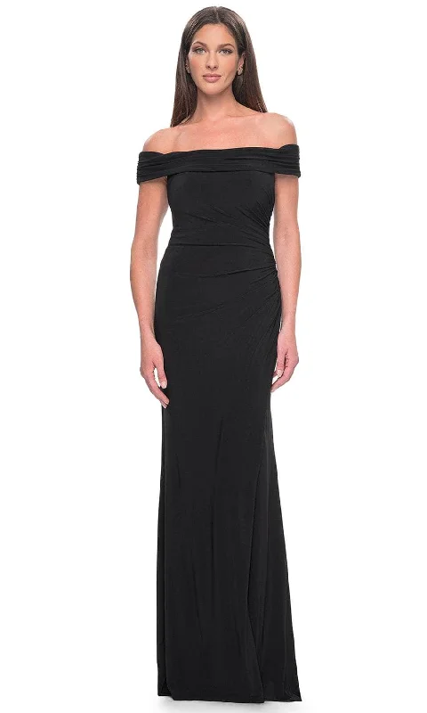 La Femme 31086 - Off-Shoulder Sheath Evening Dress Minimalist party dresses